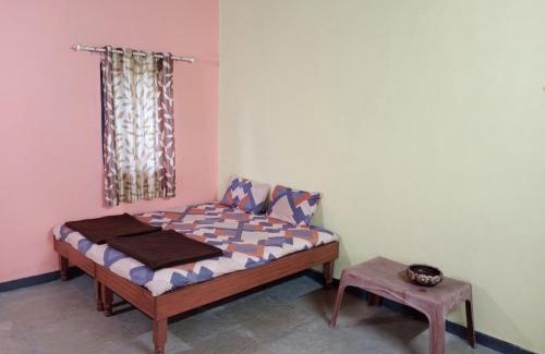 Dindori Bed & Breakfast | Mohole Wada, Ramshej Fort, Nashik