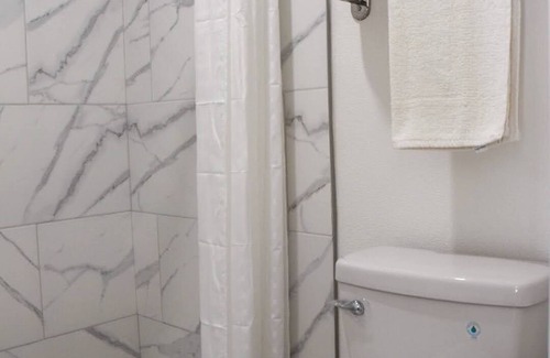 Victorville Hotel | Mojave Inn