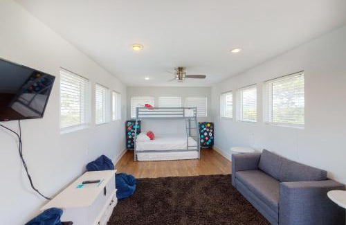 Dune Allen Beach House | Mojito House