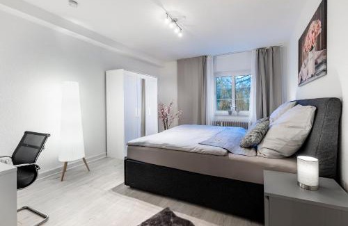 Bachviertel Apartment | MOLA Apartments-Historische Ferienwohnung im Bachviertel Herdecke Zentrum für 3 Personen-Gratis Parkplatz-Highspeed WLAN-auch für Langzeit geeignet
