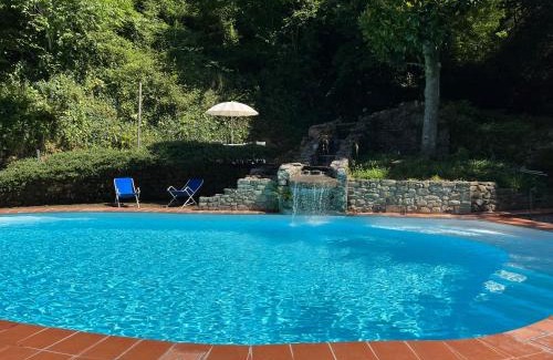 Marliana Villa | Molin Barletta - Nice Holiday House With Private Pool Marliana, Toscana