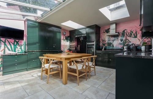 Bryanston and Dorset Square Apartment | Molyneux Street II by onefinestay