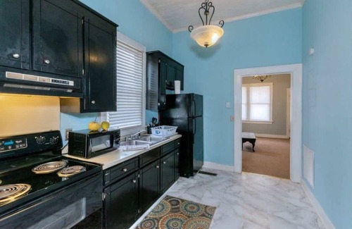 Columbus House | Moments to Chattahoochee-Cottage - Walk-To-Dining!