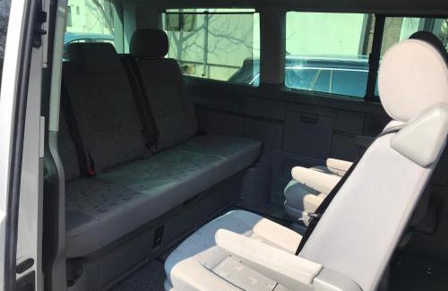 Otopeni Apartment | Mona Apartment Taxi#Airport #PARKING#BUCHAREST#THERME