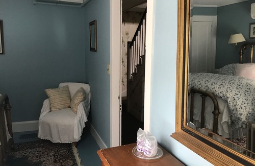 Jaffrey Bed & Breakfast | Monadnock Inn