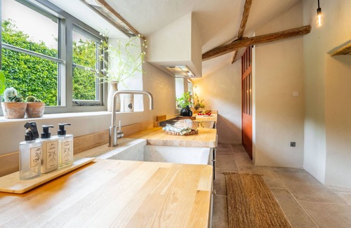 Aldborough Cottage | Monarc House (Sleeps 6) by Big Skies Holiday Cottages