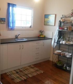 Castlecliff House | Monday Seaside Cottage