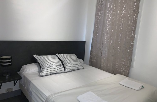 Anatole France Danton Hotel | Mondial Hotel