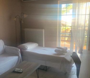 Monemvasia Apartment | Monemvasia Lazarus Beach Apartment