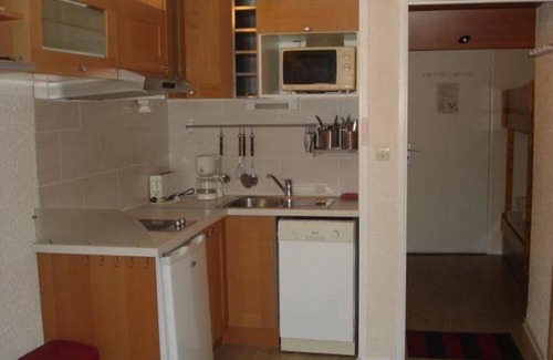 La Mongie Apartment | MONGIE 6 PEOPLE FOOT OF TRACKS + PARKING COVERED