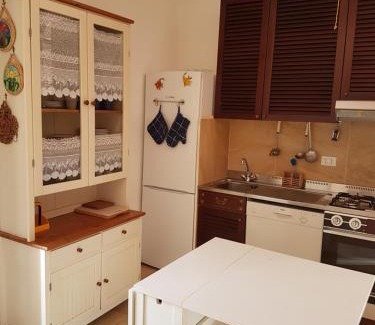 Fetovaia Apartment | Monica