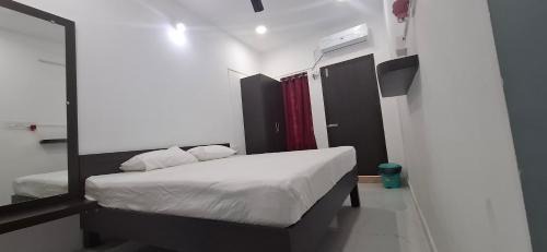 Tiruvannamalai Hotel | Monisha Residency Tiruvannamalai