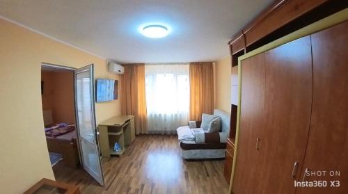 Galati Apartment | Monks Studio #1