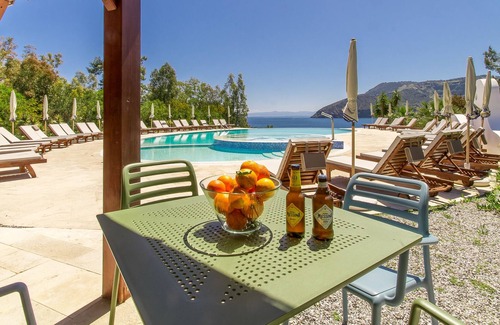 Vulcanello Apartment | Monolocale 6 Vulcano on Sea Shore, Lipari, Italy