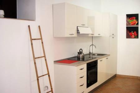 Pizzo House | Monolocale Ristrutturato