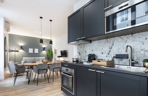 Gaillon Apartment | Monsigny II - Three Bedroom Apartment, Sleeps 8