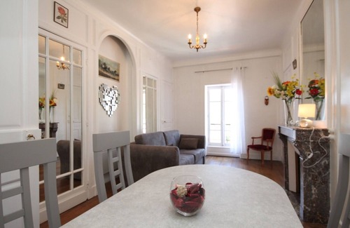 Mont-Dore Apartment | Mont-Dore: Beautiful 1-BR in Center with Wifi