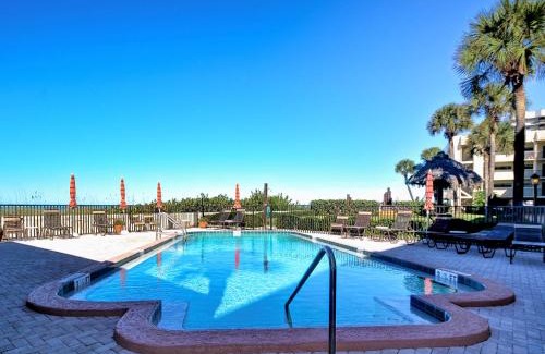 Belleair Beach Apartment | Mont Martre Condo 216 Beachfront 2 bedroom 2 bath at Mont Martre Condos 23117