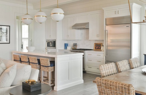 Olde Town House | Montage 4BR, pet friendly with fenced yard, Wilson Village Home 5042