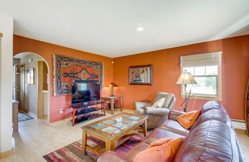 Emigrant House | Montana Vacation Rental 32 Mi to Yellowstone!