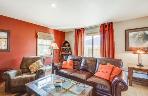 Emigrant House | Montana Vacation Rental 32 Mi to Yellowstone!