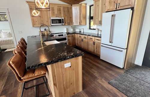 Marion Cabin | Montana waterfront, two lakefront cabins on McGregor Lake! Private dock sleeps 7