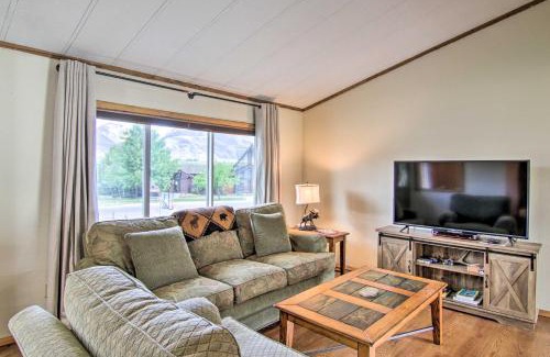 Emigrant Apartment | Montanas Emigrant Peaks Getaway Apt with Amenities