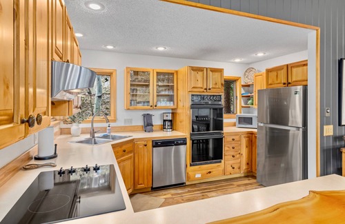 Windcliff Estates House | Montane Luxury Vacation Rental at Windcliff
