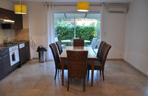 Montauroux Apartment | MONTAUROUX 30MN FAR FROM CANNES APPARTMENT ON THE GROUND FLOOR WITH SWIMMINGPOOL CONDITIONNING AIR