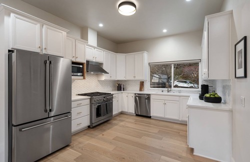 Forestland House | Montclair Modern Luxury Retreat
