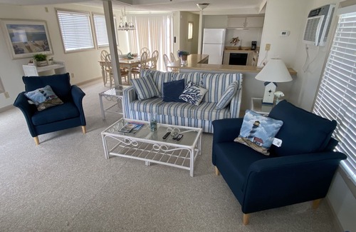 Montego Bay House | Montego Bay - South Ocean Drive 203-Baywater 130th St, Pool, W/D, AC