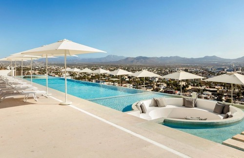 Colonia El Progreso Apartment | Montemar 202: 2bd Condo / Pool / Ocean Views
