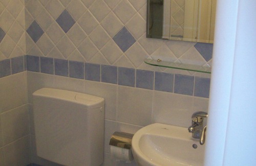 Borgo Antico Apartment | Monterosso, at 150 meters from the sea, a small and romantic house for a couple.