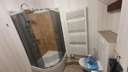 Buhlau/Weier Hirsch Apartment | Monteurswohnung und Fewo Dresden