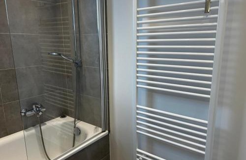 Coburg Apartment | Monteurwohnungen Burchard I Paracelsus - Platz für 5 Personen