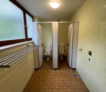 Gerbrunn Apartment | Monteurzimmer 1, Würzburg, Gerbrunn, Gemeinschaft Küche, WC, Dusche