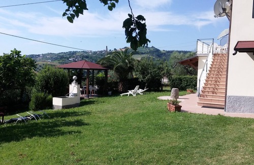 Cellino Attanasio House | Monteverde Adult Rural Relaxation. Rural vacation home. Genuine vacation!