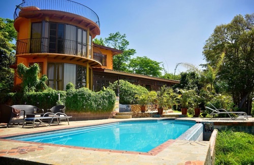 Montezuma House | Montezuma Heights Art House. Amazing ocean view. Sleep 7