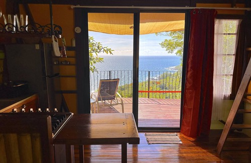 Montezuma Cottage | Montezuma Heights, Colibri Cabin Xtreme Ocean view tree house style. Sleeps 3