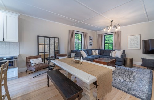Marquette House | Monthly 4 bedroom 2 full bathroom - 1 block to beach and bike path