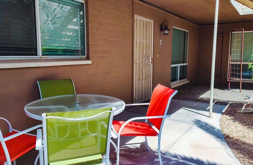 South Scottsdale Condo | MONTHLY DISCOUNTS-Valley Ho Neighbor-Mid Century Arts District-Pool