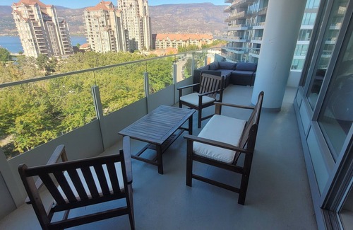 Cultural District House | Monthly Rates Negotiable $. 2 Pools/HT/Gym/Pets OK. Luxury Condo @ One Water