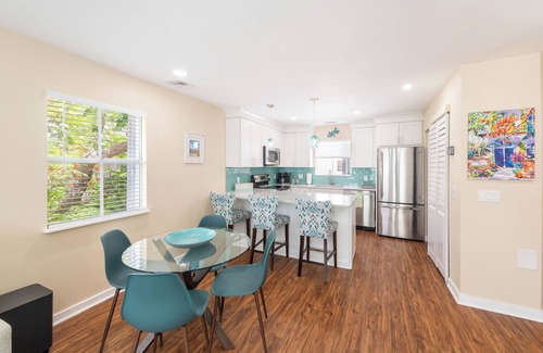 Old Town Condo | MONTHLY RENTAL on Iconic Duval Street!