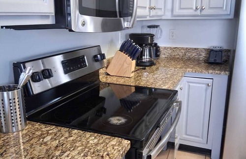 Cordova House | MONTHLY STAYS-Spacious 6BR Home with Pool & Game Area