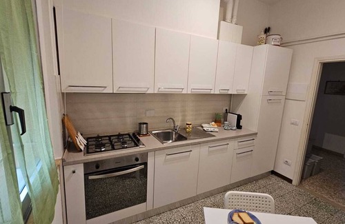 Isolotto Apartment | Monticelli apt - apartment with 6 beds