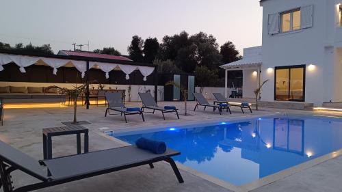 Daratsos Villa | Montis villa sea view heated pool
