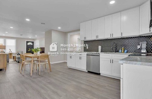 Newark House | Montrose Meadow Retreat #42078