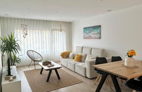 Leiria Apartment | Moodhu Villa - Cozy Apart w/Amazing Terrace