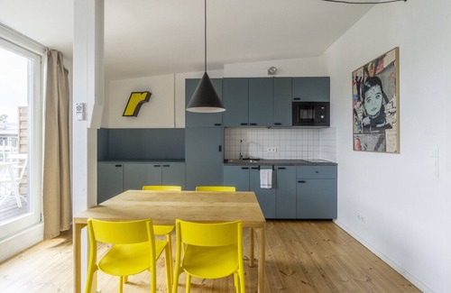 Friedrichshain Apartment | Mooeve 21 apartment in Berlin