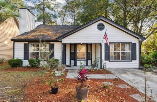 Savannah House | Moon River District, Updated! Wistful Washington